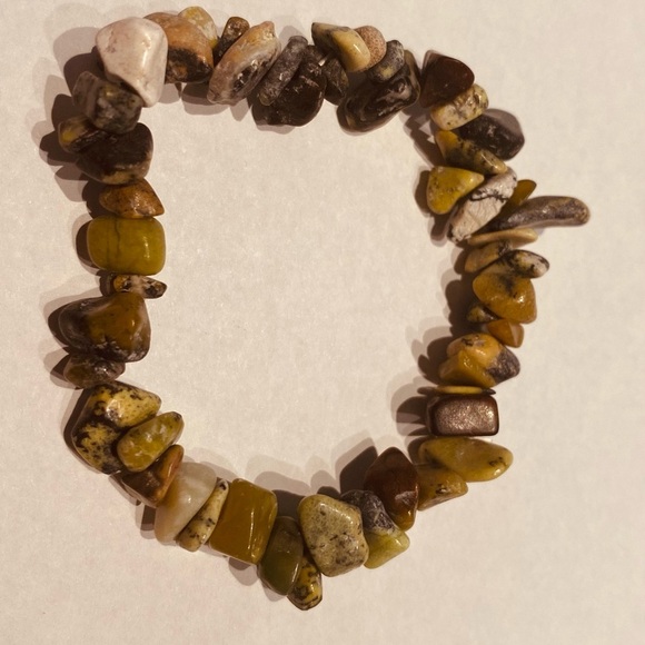 Natural Stone Irregular Beaded Bracelet - Picture 2 of 6